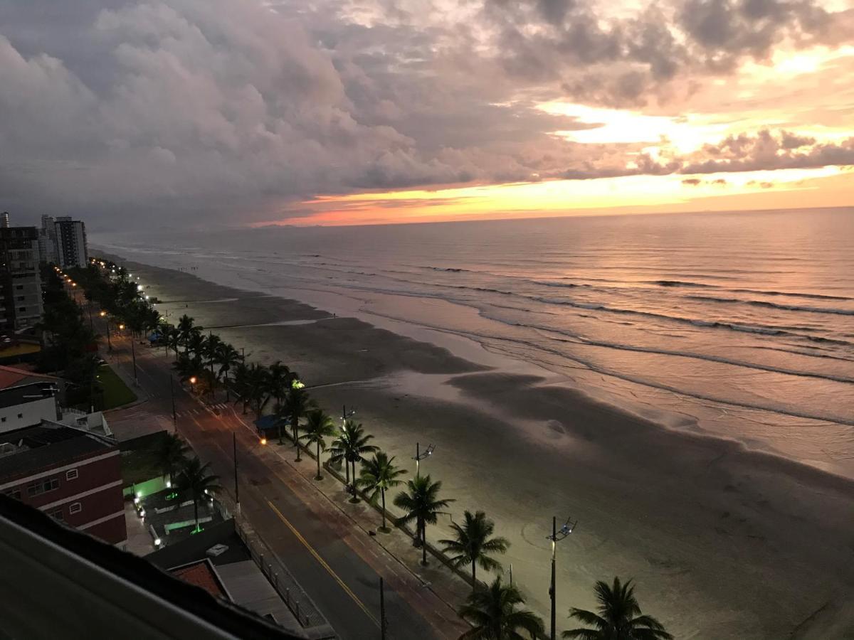 Mongagua Com Vista Para O Mar Pe Na Areia المظهر الخارجي الصورة